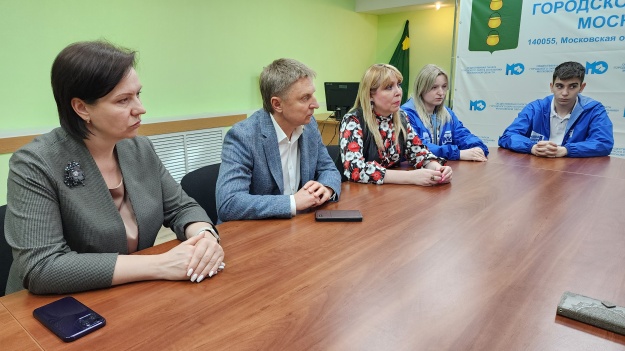 Депутат Мособлдумы обещал поддержку в приобретении расходных материалов для благотворительной организации Котельников