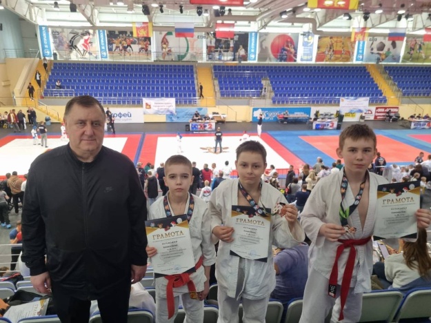 Юноши из Котельников вновь завоевывают медали